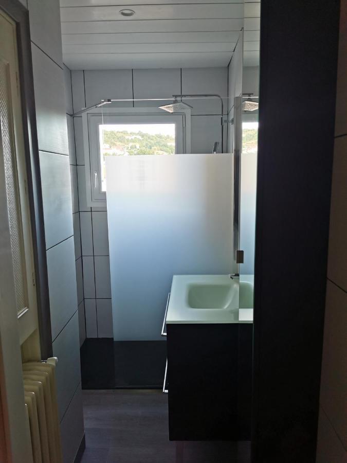 Velay Cocon Appartement 4 Chambres Avec Vue Sur Les Monuments Le Puy-en-Velay Bagian luar foto