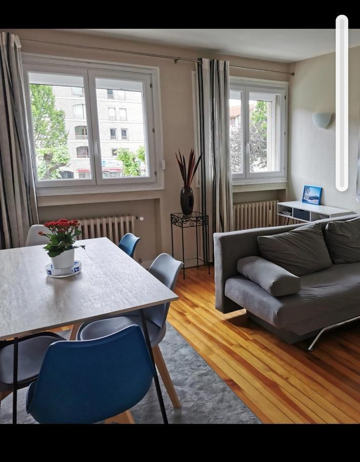 Velay Cocon Appartement 4 Chambres Avec Vue Sur Les Monuments Le Puy-en-Velay Bagian luar foto